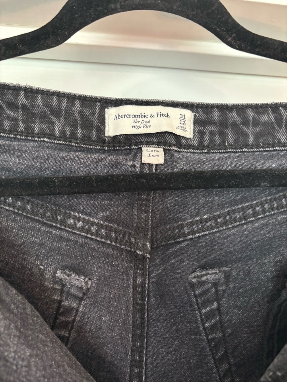 Abercrombie & Fitch The Dad Jean curve love 31/12 Distressed Black Straight leg - Picture 2 of 7